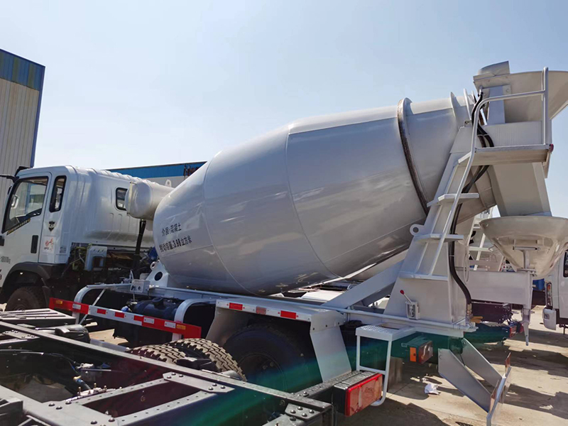 東風(fēng)S600單橋5.5攪拌車